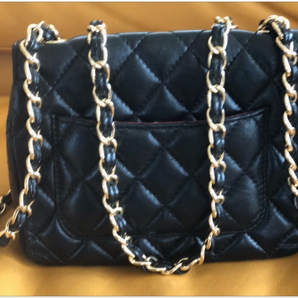 Chanel Handbag - Picture 2 of 7